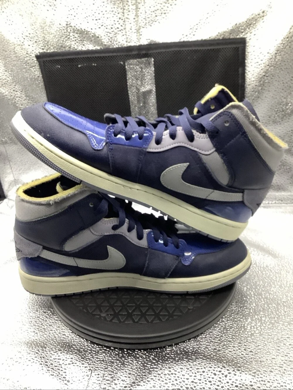 Air Jordan 1 Mid SE Craft Obsidian French Blue Size 10 Men / 11.5 Women
